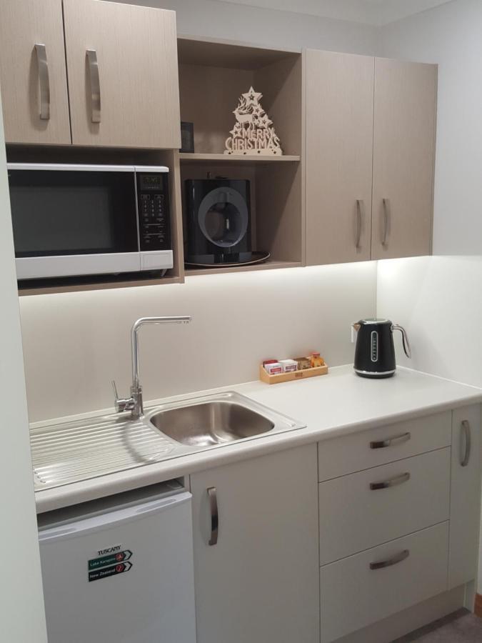 Above The River Karapiro Bed & Breakfast Esterno foto