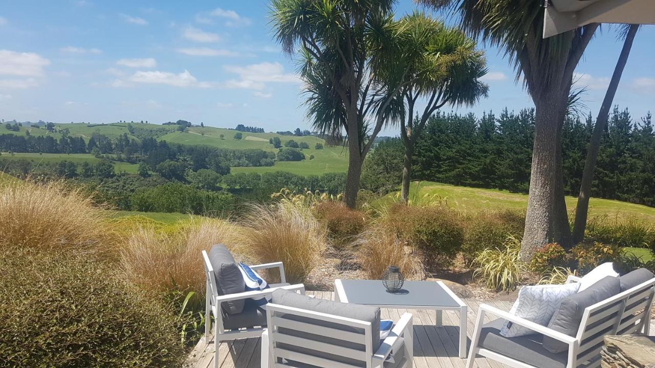 Above The River Karapiro Bed & Breakfast Esterno foto